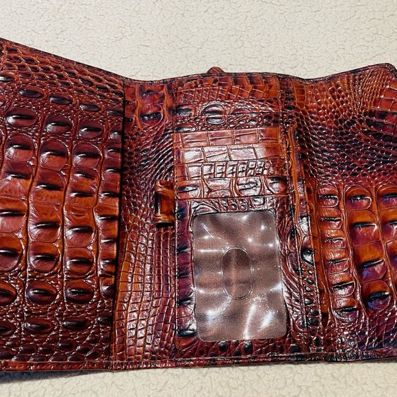 Brahmin Veronica Wallet - Picture 3 of 3